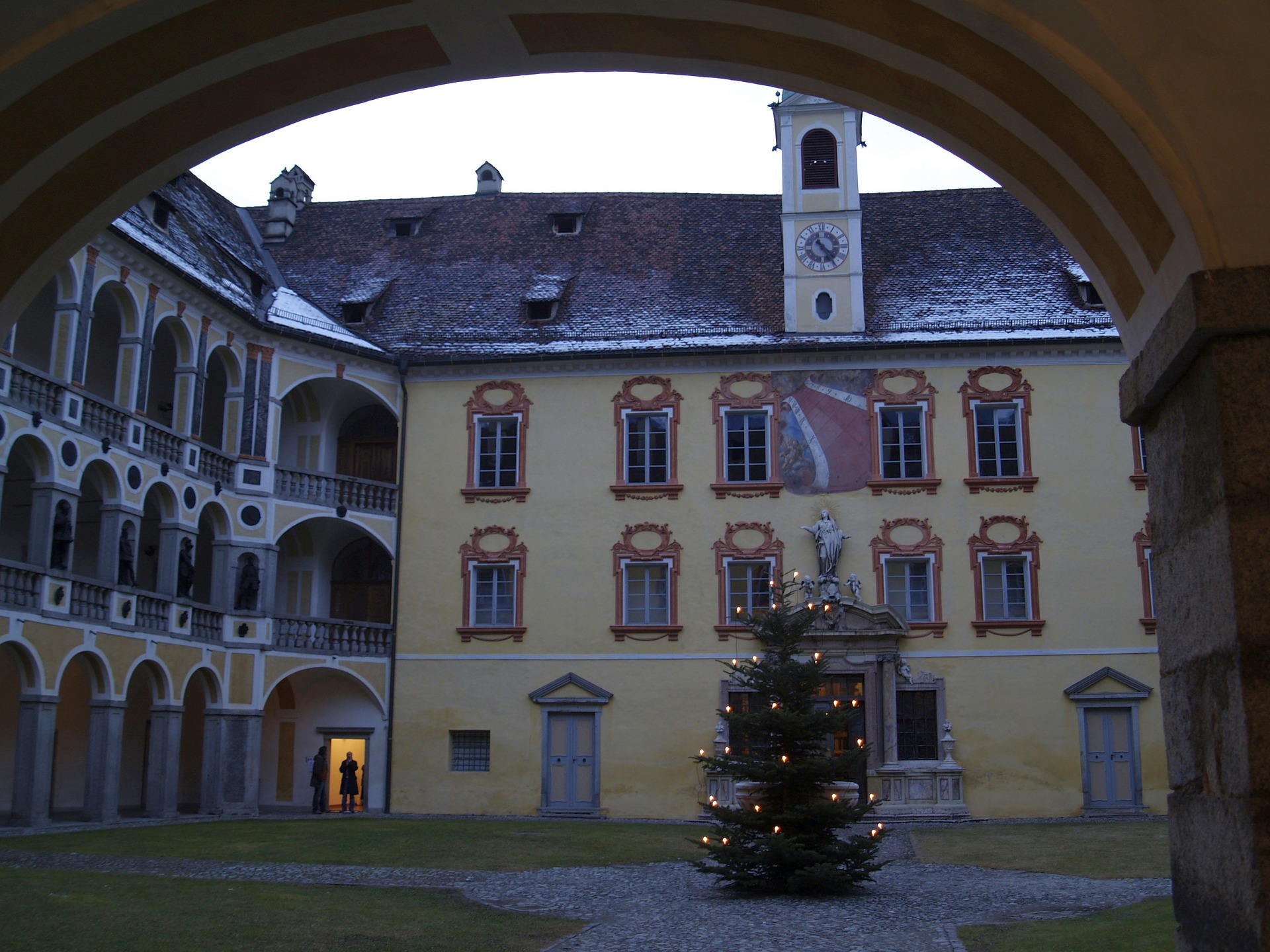 Hofburg-(bressanone)