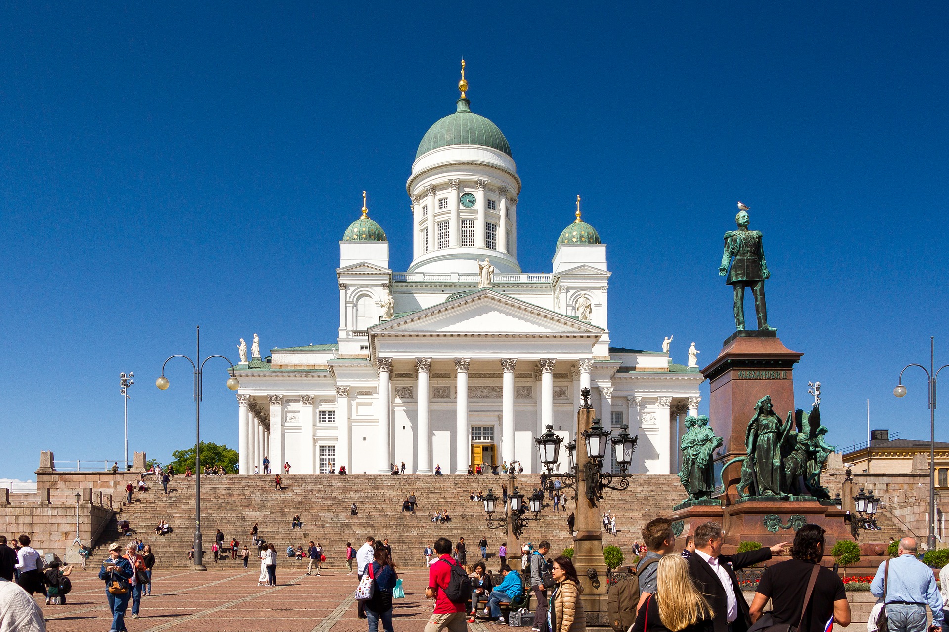 Helsinki-city-walking-tour
