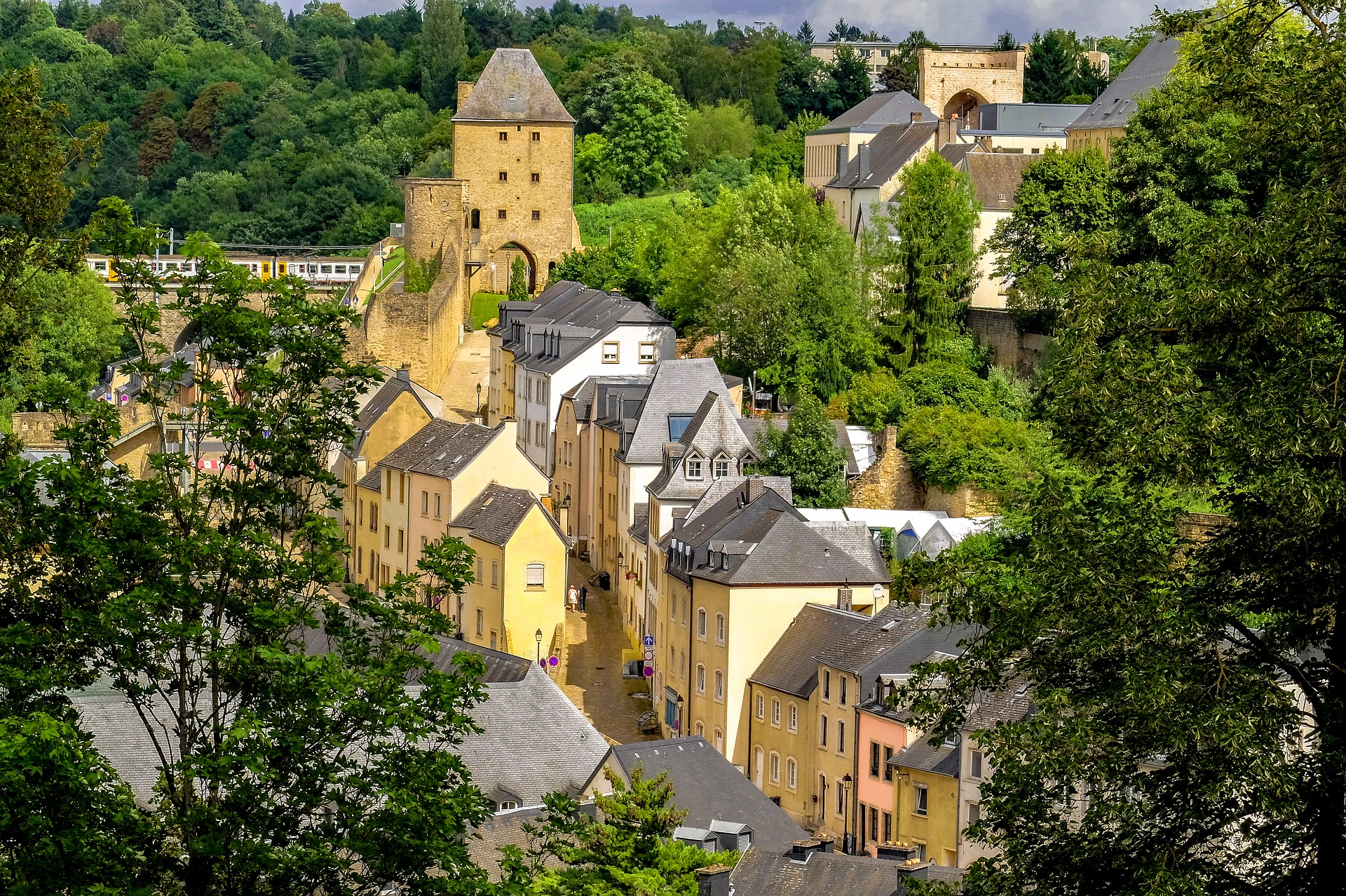 Tour-of-the-city-of-luxembourg