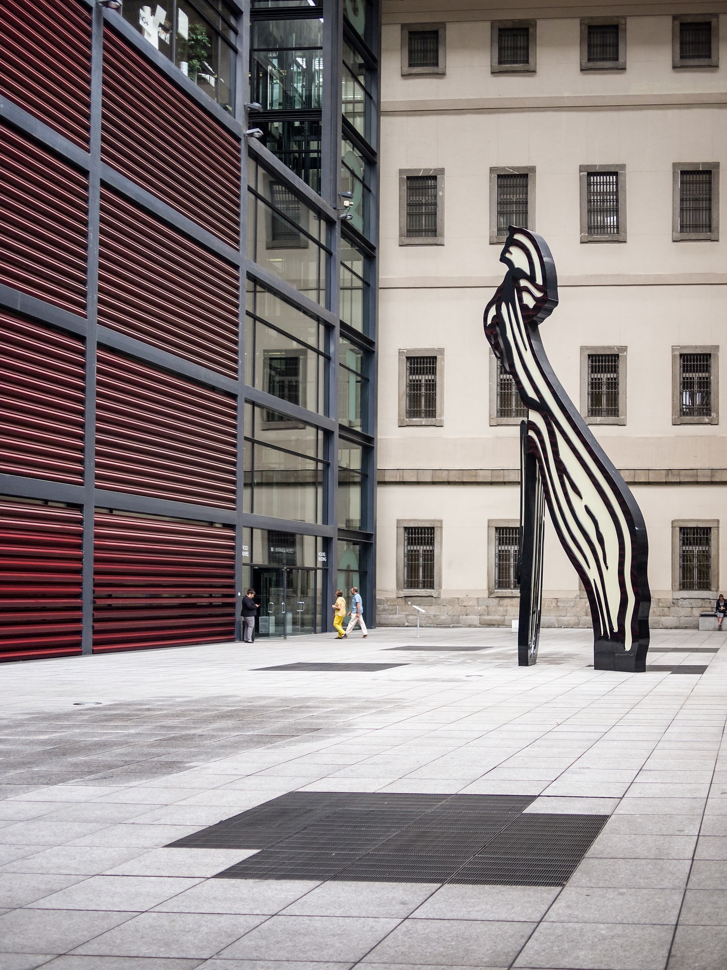 Museo-nacional-centro-de-arte-reina-sofia