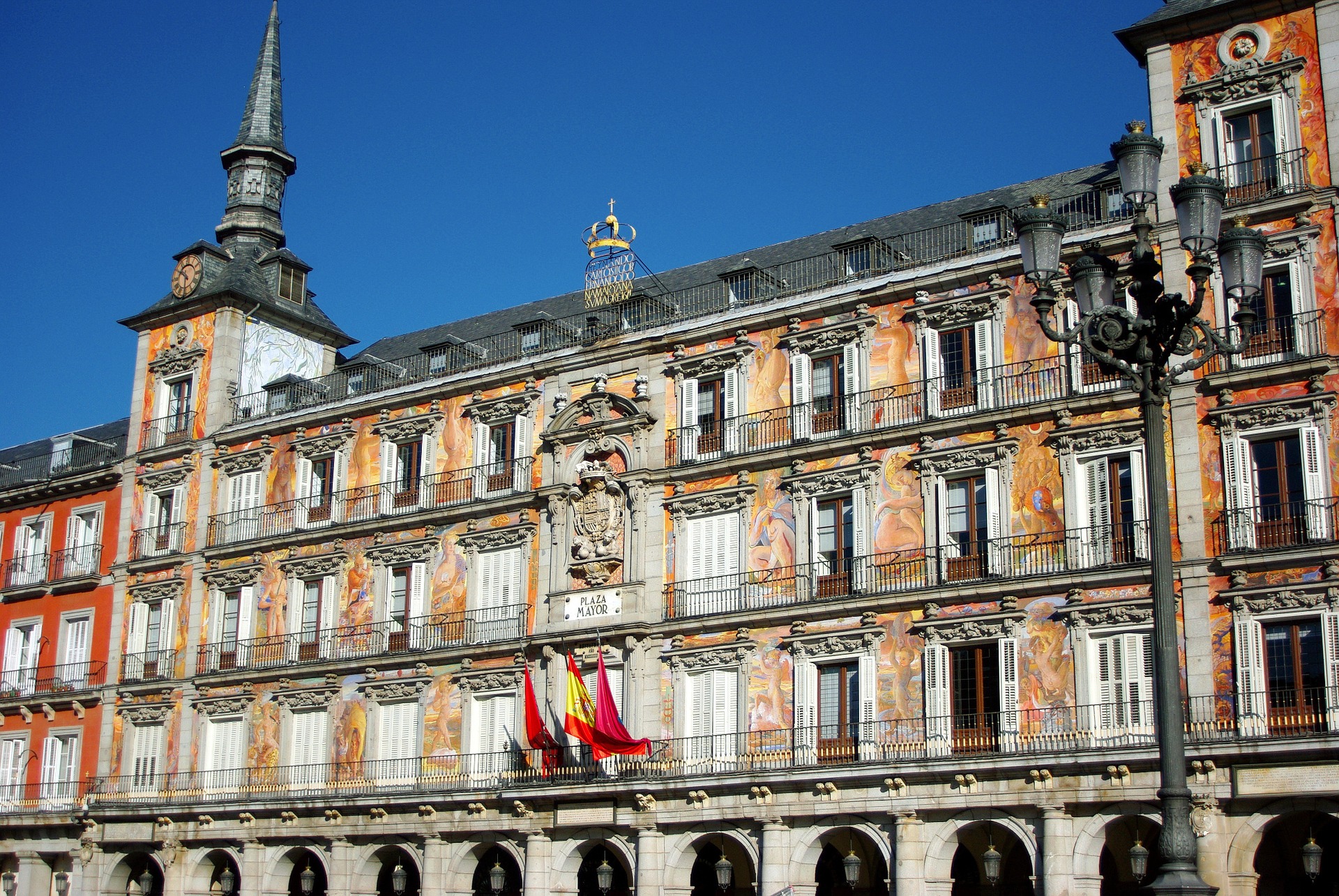 Plaza-mayor-de-madrid