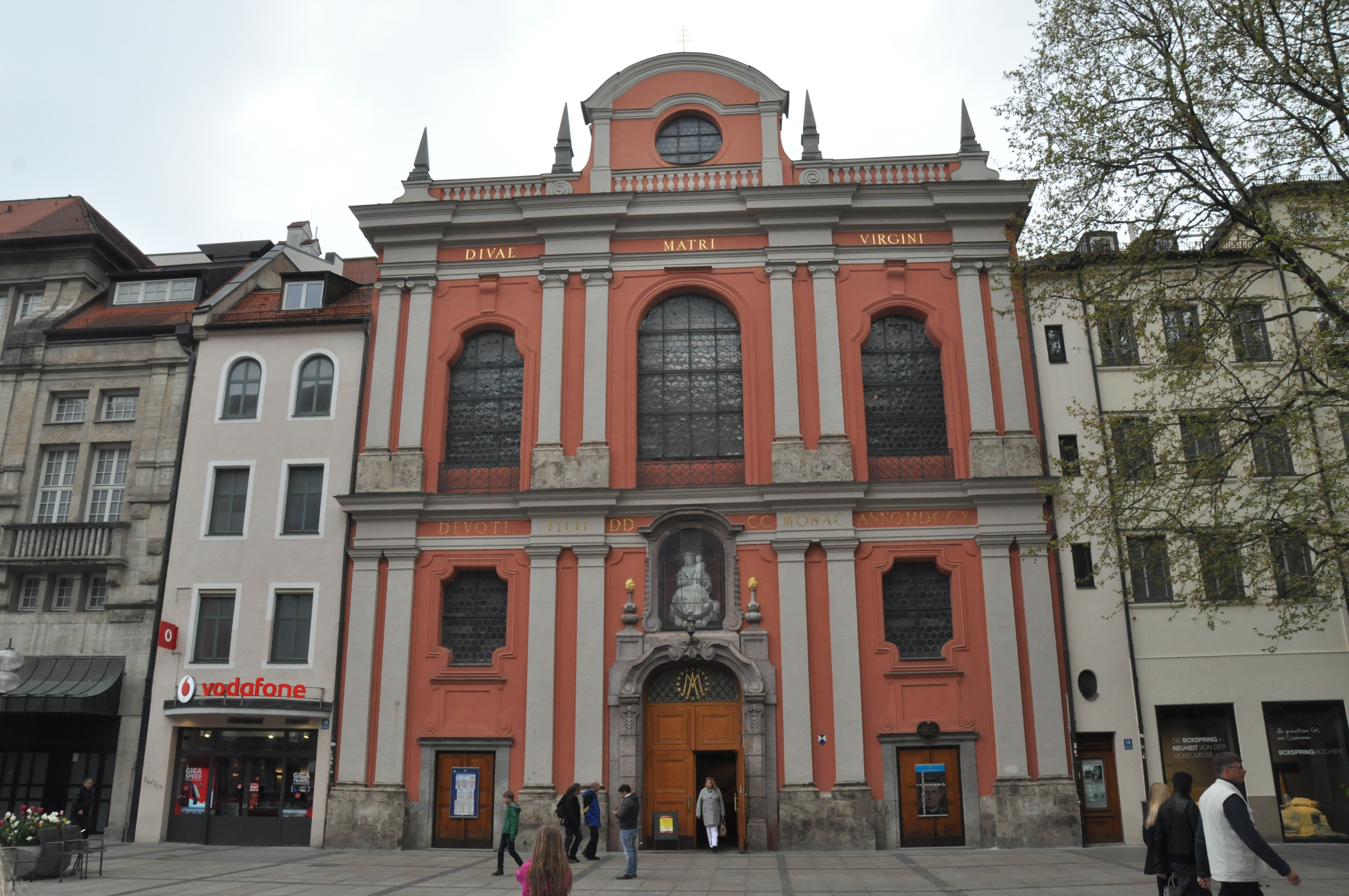 Buergersaalkirche-de-munich
